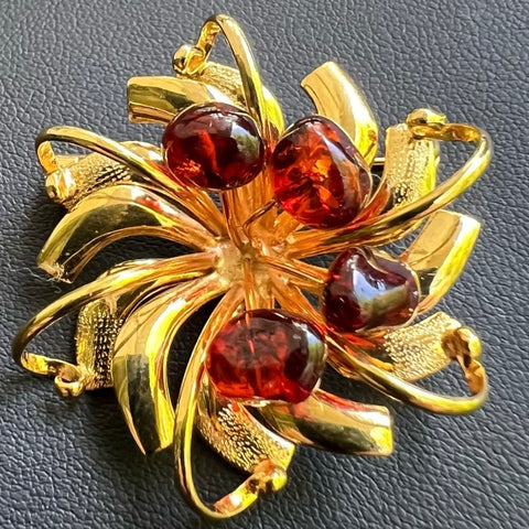 Vintage Amber Floral Brooch Womens Gold Toned Statement Pin Jewelry