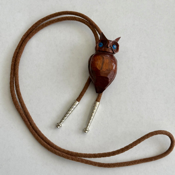 Vintage Western Style Wood Owl Bolo Tie Lariat Men’s Rustic Fashion Accessory