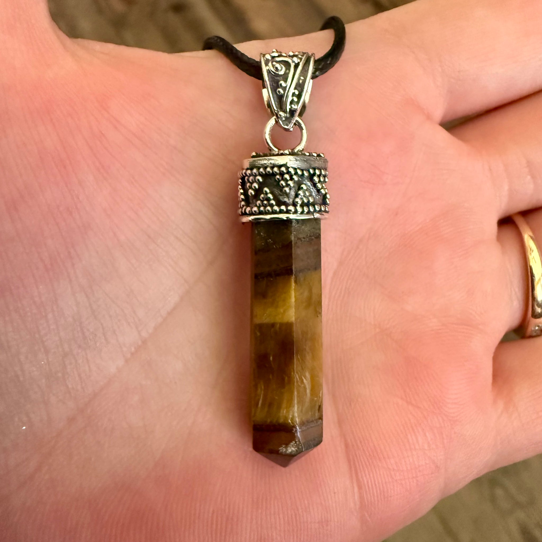 Natural Golden Faceted Tigers Eye Stone Crystal Point Pendant Bali Necklace New