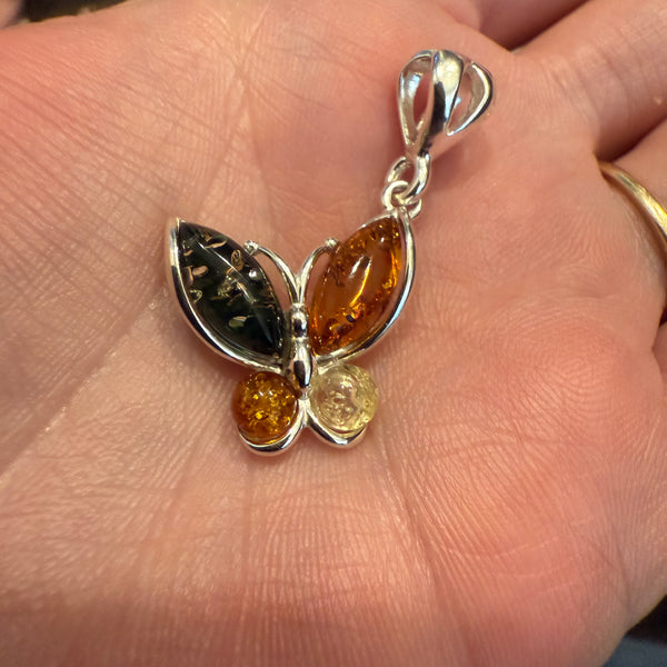 Stunning Butterscotch Green White Amber Butterfly Silver Pendant Necklace New