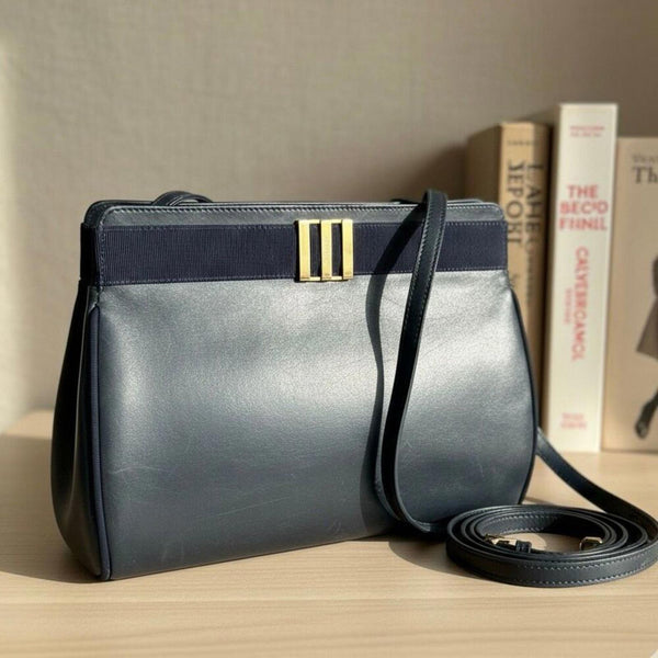 Authentic Salvatore Ferragamo Vara Bow Crossbody Bag Purse Navy Leather Vintage