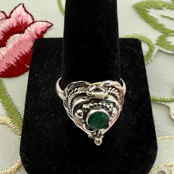 Faceted Round Emerald Gemstone Poison Locket Box Heart Ring Sterling Silver Sz 8
