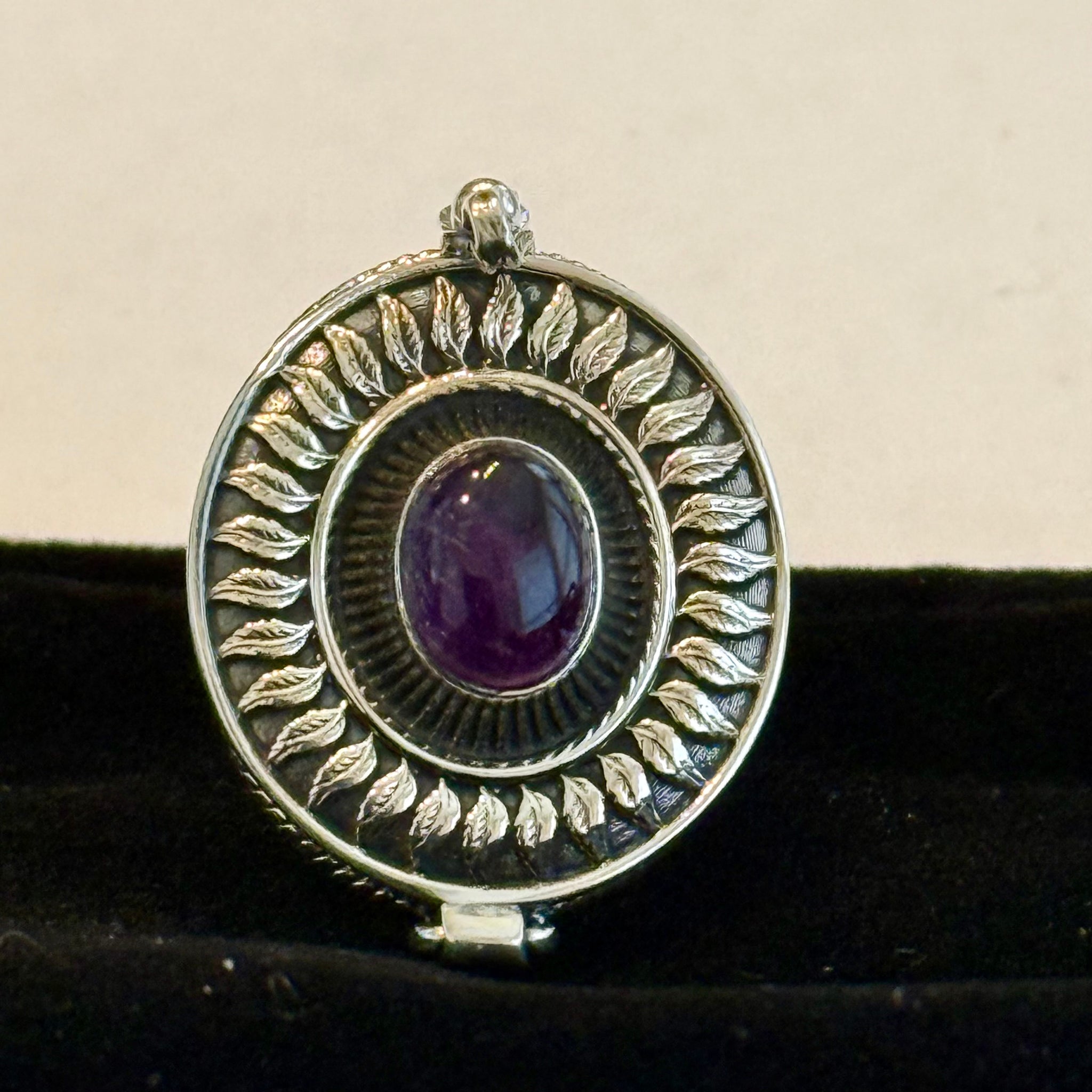 Natural Amethyst Cabochon Poison Pillbox Locket Ring Boho Sterling Silver New