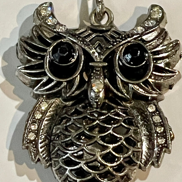 Vintage Rhinestone Pendant Owl Necklace Womens 28” Chain Silver Toned Jewelry