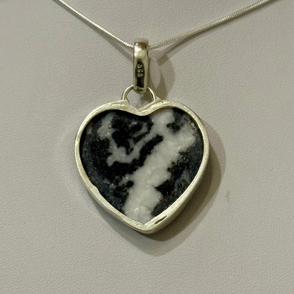 Southwestern White Buffalo Turquoise Heart Pendant Necklace