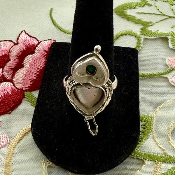 Faceted Round Emerald Gemstone Poison Locket Box Heart Ring Sterling Silver Sz 8
