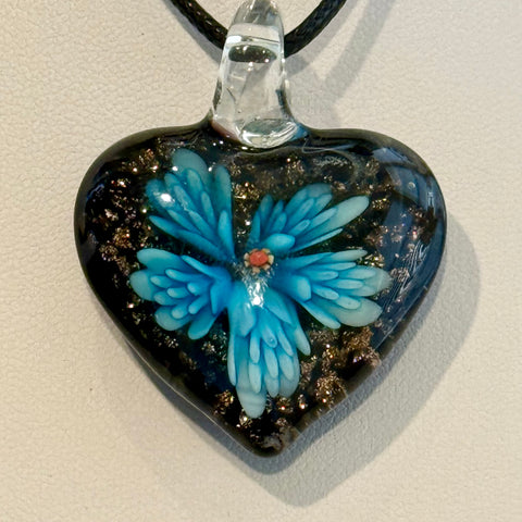 New Blown Glass Blue Floral Heart Necklace Womens Casual Boho Pendant