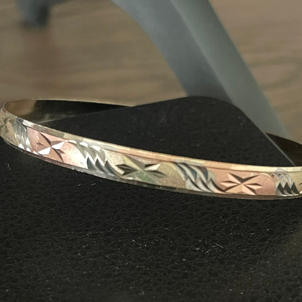 Vintage Tri Colored Bracelet Womens 8” Gold Toned Bangle Sparkle Bracelet