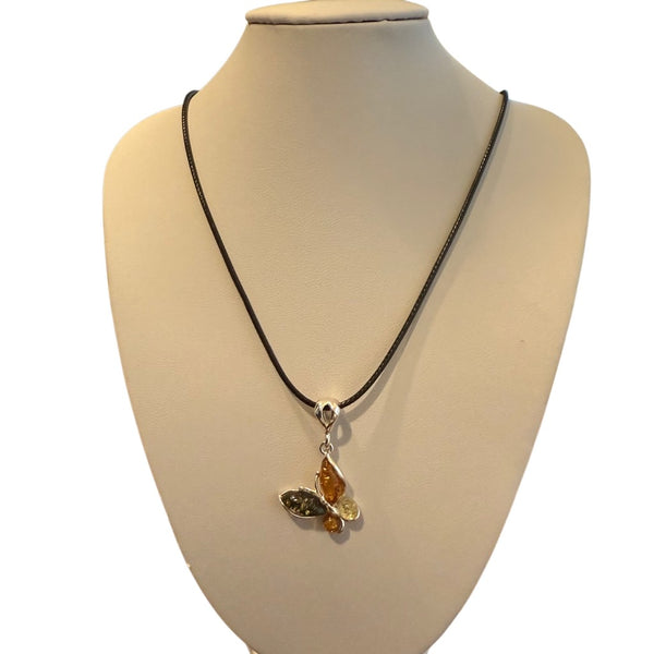 Stunning Butterscotch Green White Amber Butterfly Silver Pendant Necklace New