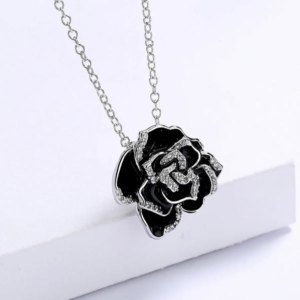 Sterling Silver Black Flower Enamel Drip Rhinestone Necklace Womens New