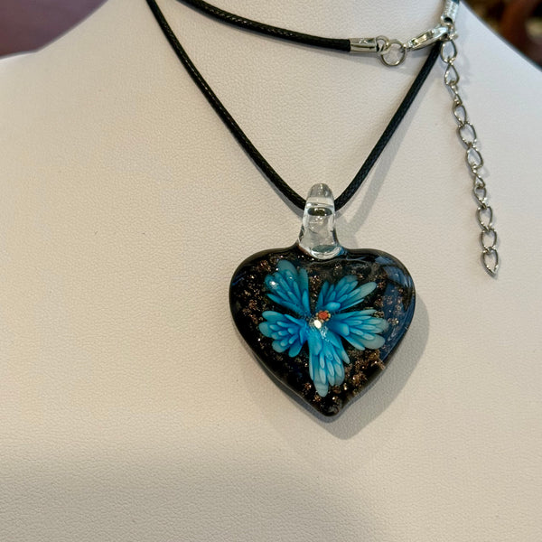 New Blown Glass Blue Floral Heart Necklace Womens Casual Boho Pendant