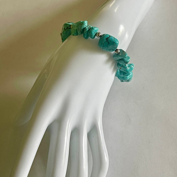 Vintage Turquoise Howlite Stone Bracelet Womens Casual Western Stretch Accessory 