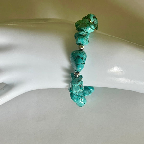 Vintage Turquoise Howlite Stone Bracelet Womens Casual Western Stretch Accessory 