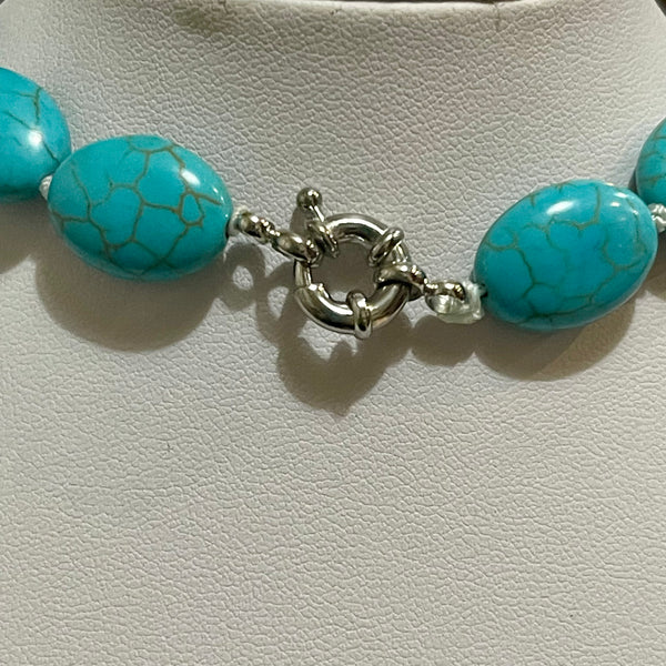 Vintage Turquoise 16” Necklace Womens Statement Howlite Oval Rectangle Stone