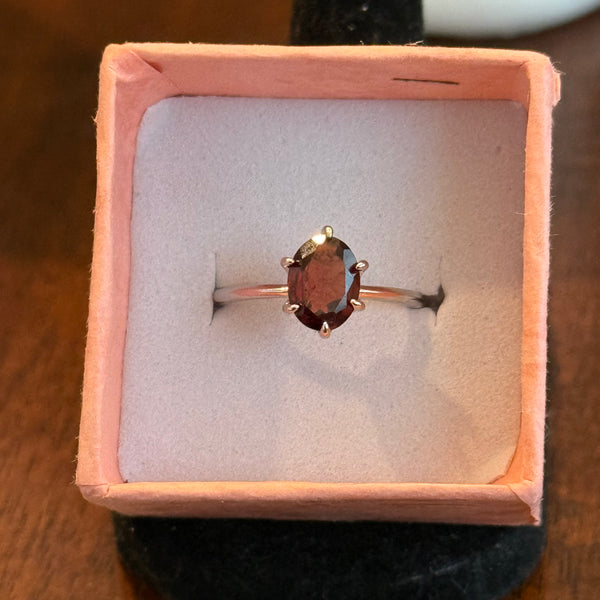 Genuine Oval Garnet Simple Sterling Silver Ring Size 6