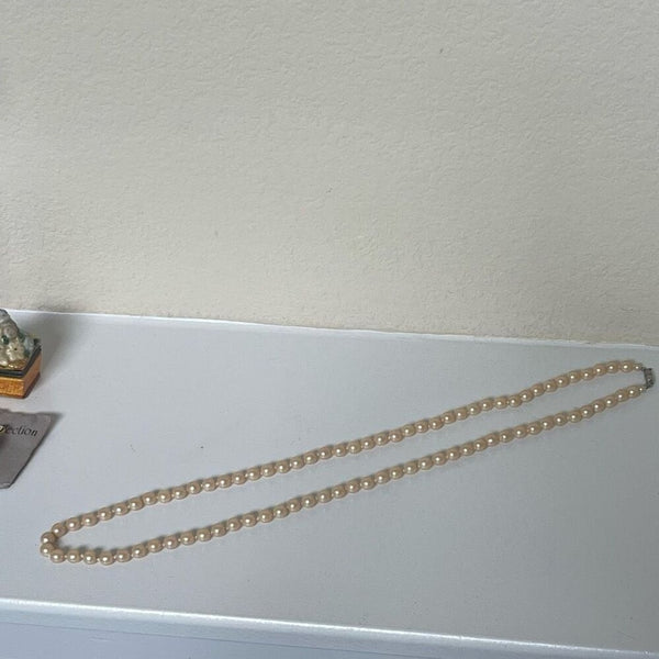 Vintage Ladies 32” Strand Of Champagne 6mm Single Strand