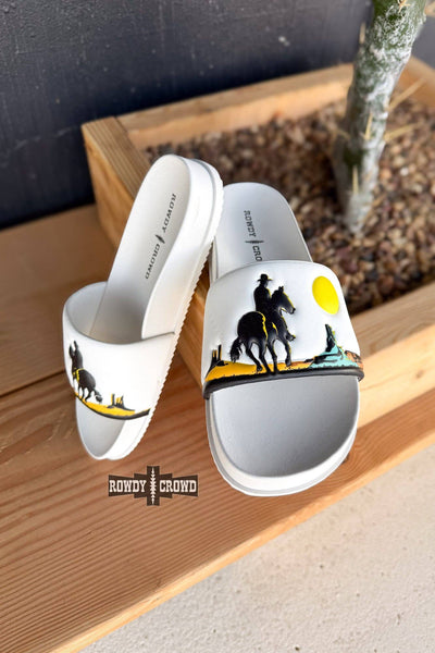 Saddle Bum Slides