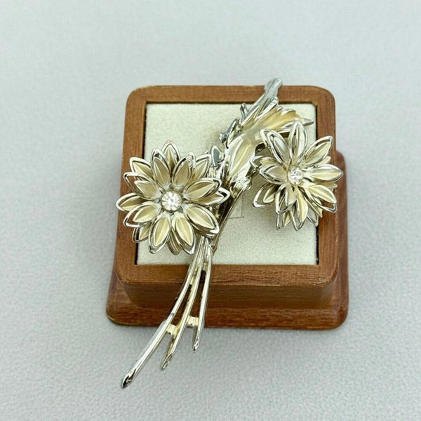Vintage Elegance: Silver & Gold Tone Floral Brooch with Crystal Accents