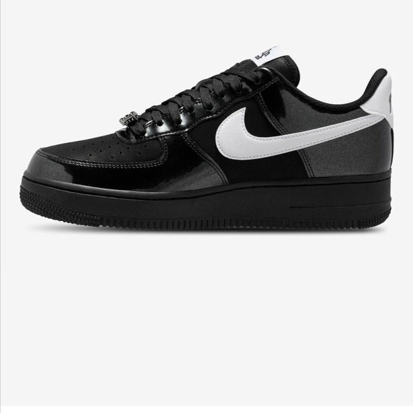 Nike Air Force 1 ‘07 LV8 Men’s Size 9.5 Black White Low Top Sneakers Shoes New