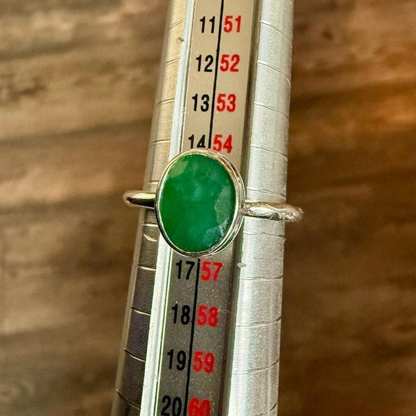 Oval Green Emerald Sterling Silver Ring Hammered Band Dainty Womens Sz 7 New