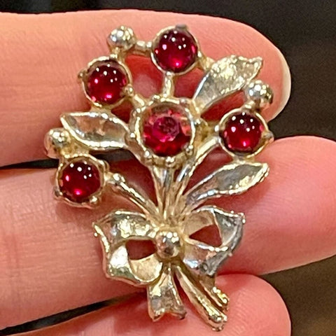 Vintage Red Crystal Garnet Glass Floral Bouquet Womens  Pin