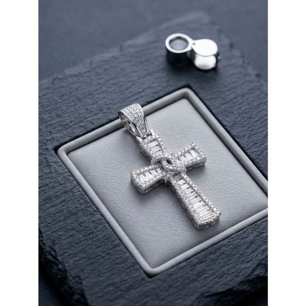 Luxurious 1.34CT Moissanite Baguette Cross Necklace Pendant 925 Sterling Silver