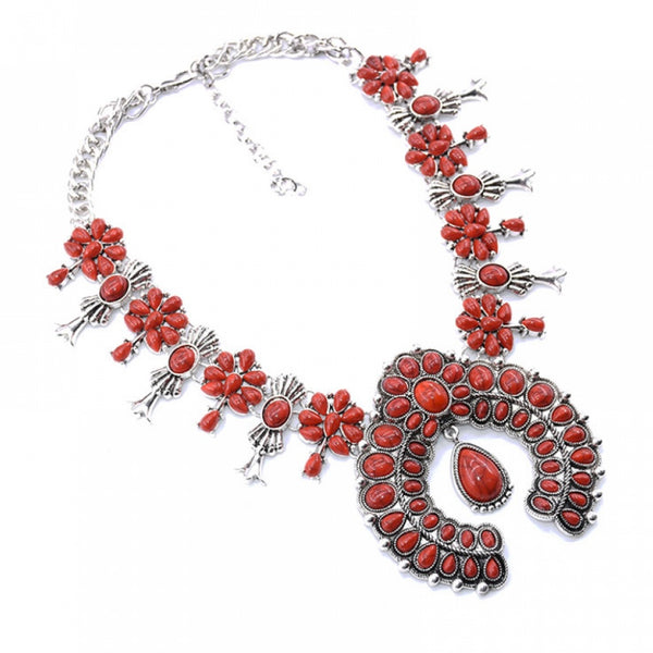 New Ladies Western Navajo Turquoise Or Howlite  Stone Statement Necklace and Earring Set
