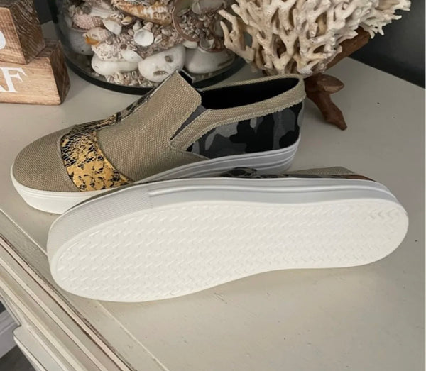 Leopard Snake Camo Slip On